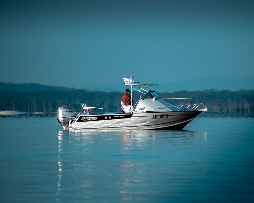 Diesel marine engine with turbocharger and fuel injection components